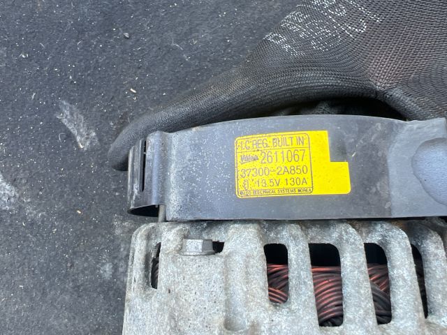 bontott KIA RIO Generátor