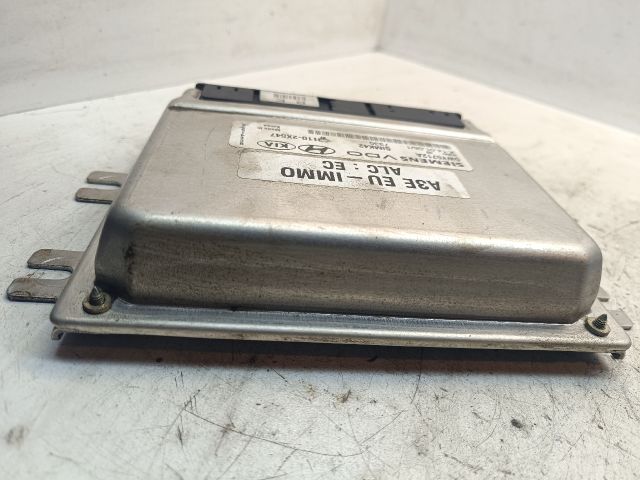 bontott KIA RIO Motorvezérlő