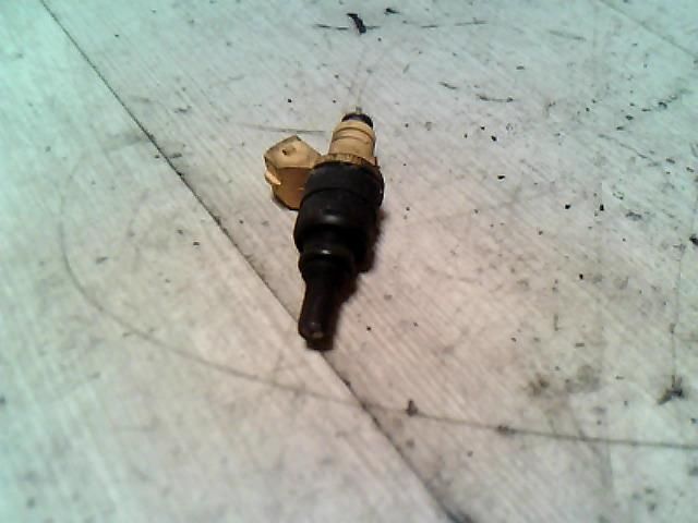 bontott KIA RIO Porlasztó (1 db)