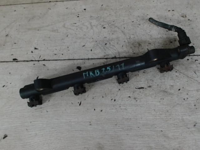 bontott KIA RIO Porlasztó Sor / Híd