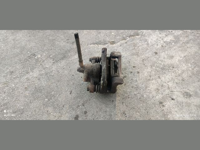 bontott KIA RIO Bal hátsó Féknyereg Munkahengerrel