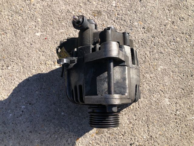 bontott KIA RIO Generátor