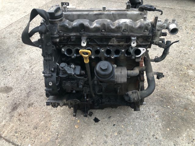 bontott KIA RIO Motor (Fűzött blokk hengerfejjel)