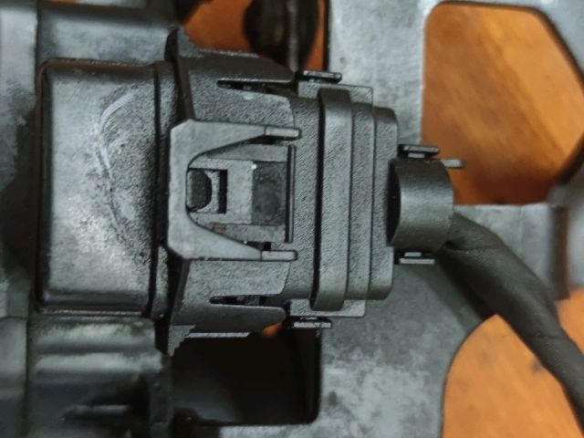 bontott KIA RIO Szívósor Állító Vákuumszelep