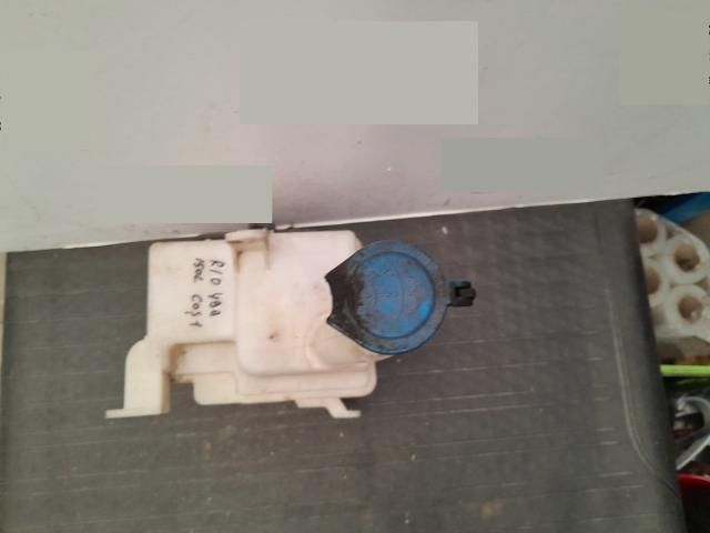 bontott KIA RIO Ablakmosó Tartály