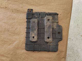 bontott KIA RIO Akkumulátor Tartó