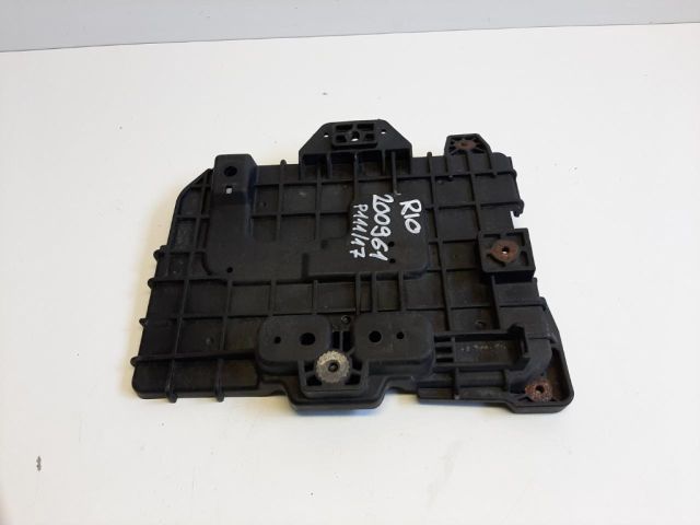 bontott KIA RIO Akkumulátor Tartó