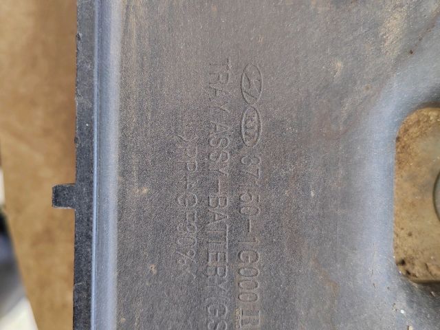 bontott KIA RIO Akkumulátor Tartó