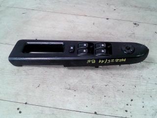 bontott KIA RIO Bal első Ablakemelő Kapcsoló