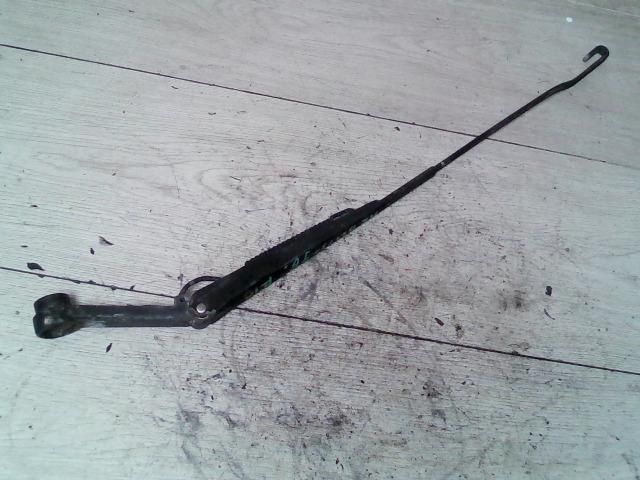 bontott KIA RIO Bal első Ablaktörlő Kar