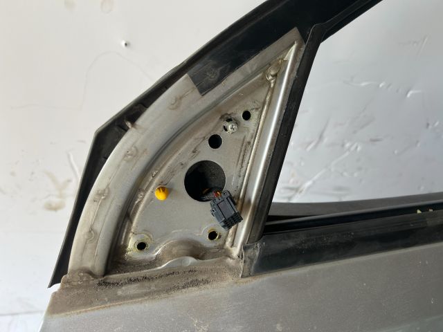 bontott KIA RIO Bal első Ajtó (Részeivel)