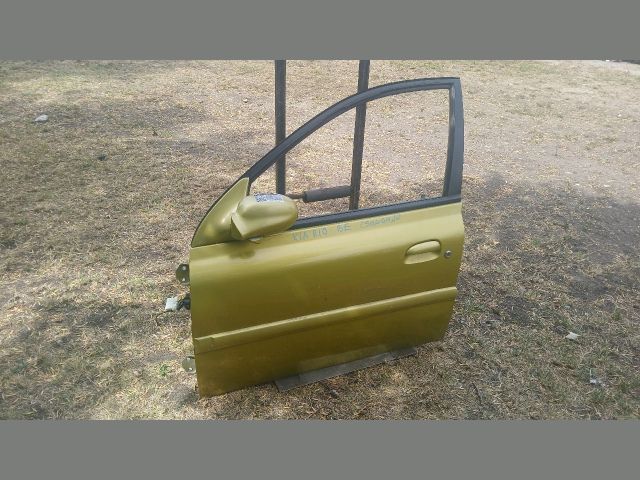 bontott KIA RIO Bal első Ajtó (Részeivel)