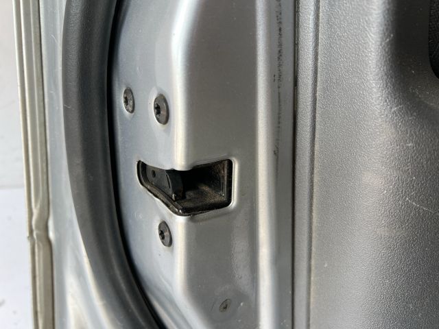 bontott KIA RIO Bal első Ajtó (Részeivel)