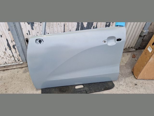 bontott KIA RIO Bal első Ajtó (Üres lemez)