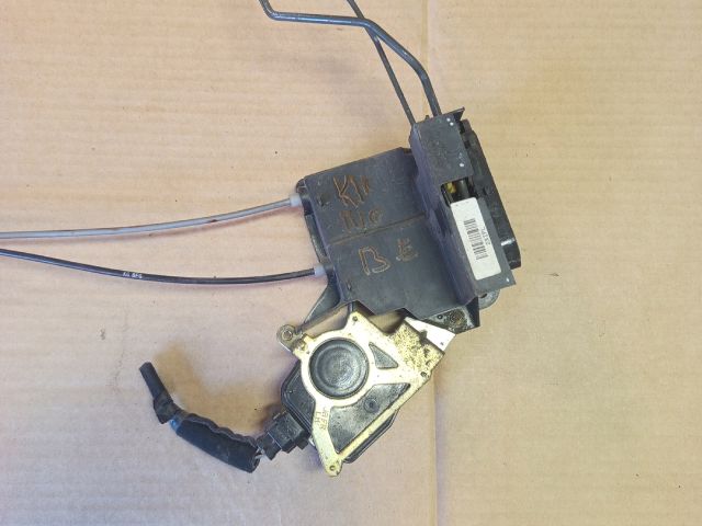 bontott KIA RIO Bal első Központizár Motor