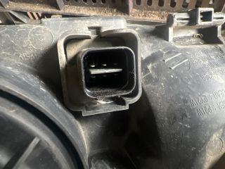 bontott KIA RIO Bal Fényszóró