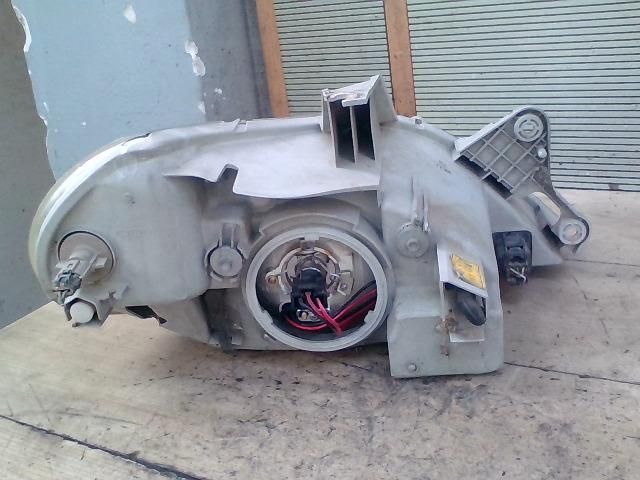 bontott KIA RIO Bal Fényszóró