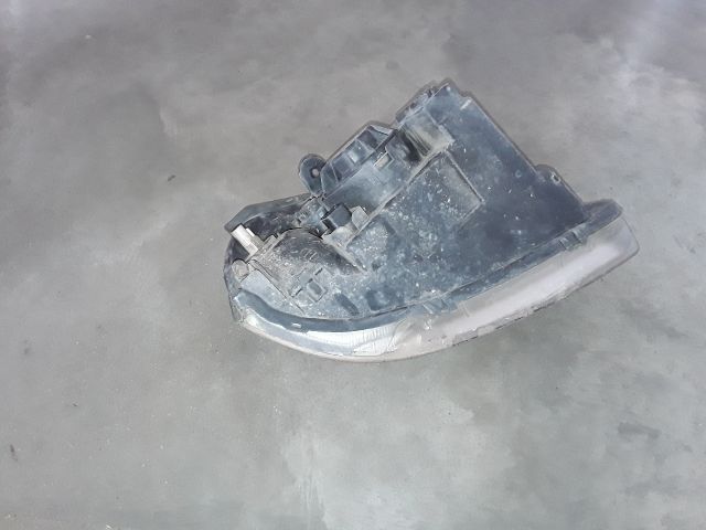 bontott KIA RIO Bal Fényszóró