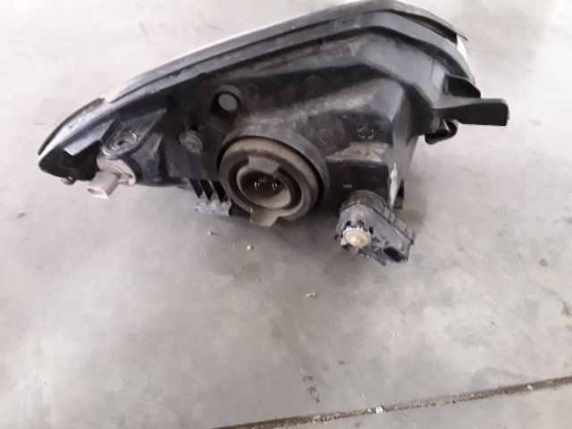 bontott KIA RIO Bal Fényszóró