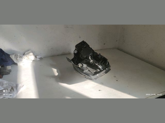 bontott KIA RIO Bal Fényszóró