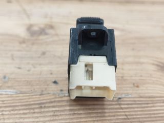 bontott KIA RIO Bal hátsó Ablakemelő Kapcsoló