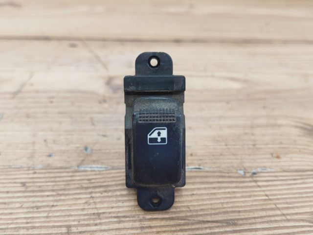 bontott KIA RIO Bal hátsó Ablakemelő Kapcsoló