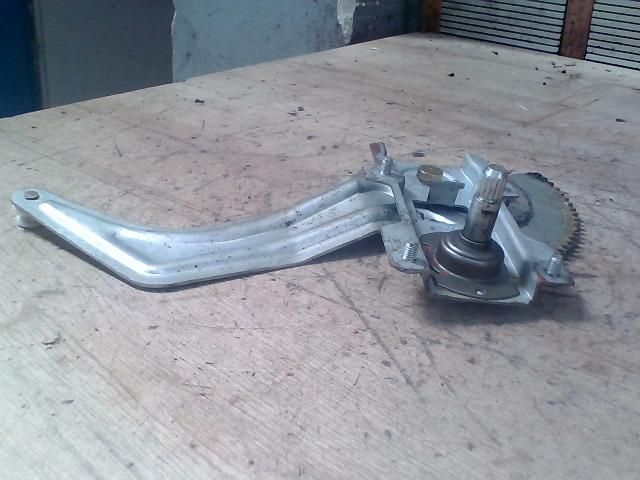 bontott KIA RIO Bal hátsó Ablakemelő Szerkezet (Mechanikus)