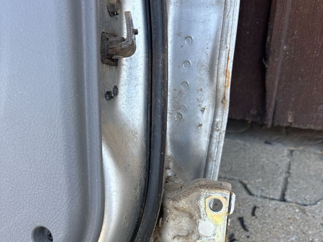 bontott KIA RIO Bal hátsó Ajtó (Üres lemez)