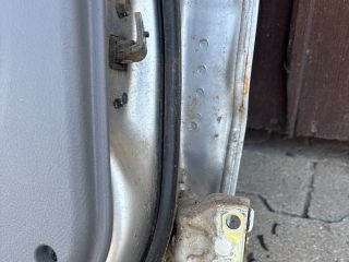 bontott KIA RIO Bal hátsó Ajtó (Üres lemez)