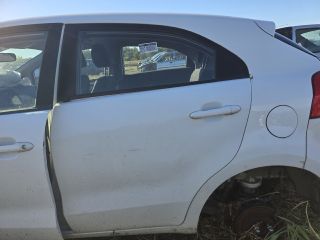 bontott KIA RIO Bal hátsó Ajtó (Üres lemez)