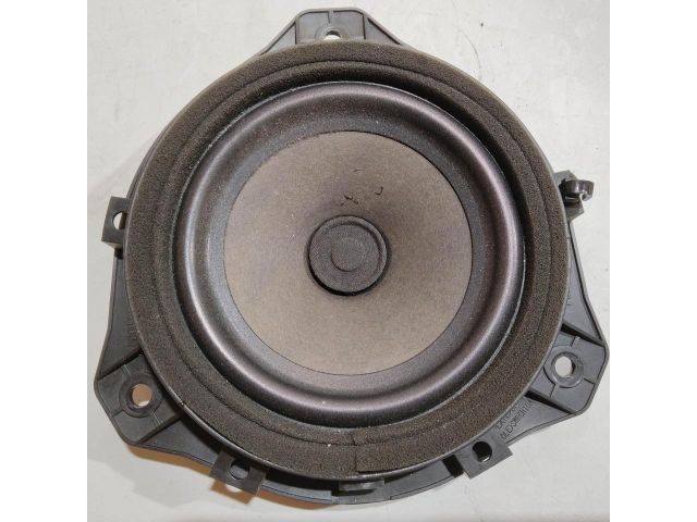 bontott KIA RIO Bal hátsó Hangszóró