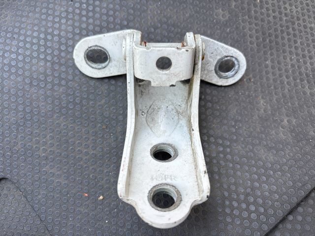 bontott KIA RIO Bal hátsó Zsanér