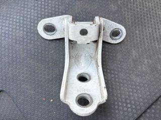 bontott KIA RIO Bal hátsó Zsanér