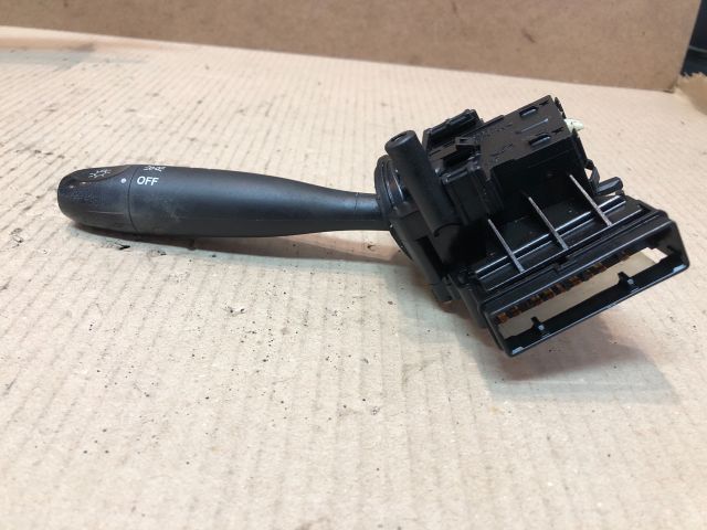 bontott KIA RIO Bal Kormánykapcsoló Irányjelző