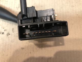 bontott KIA RIO Bal Kormánykapcsoló Irányjelző