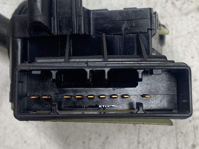 bontott KIA RIO Bal Kormánykapcsoló Irányjelző