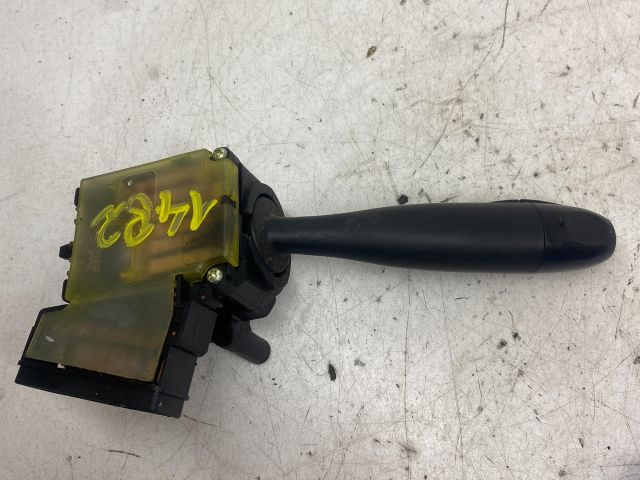 bontott KIA RIO Bal Kormánykapcsoló Irányjelző