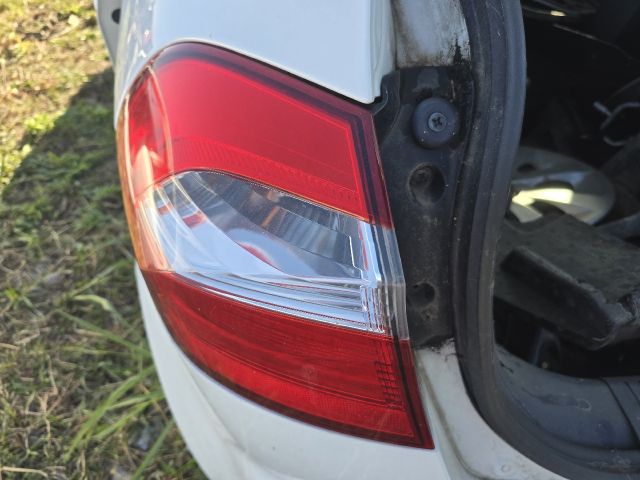 bontott KIA RIO Bal Külső Hátsó Lámpa