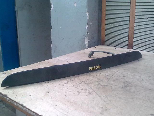 bontott KIA RIO Csomagtérajtó Díszléc