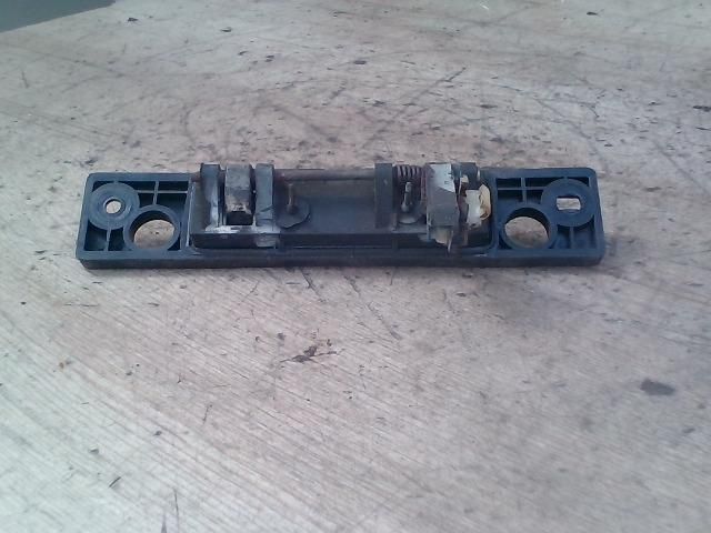 bontott KIA RIO Csomagtérajtó Kilincs