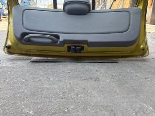 bontott KIA RIO Csomagtérajtó (Részeivel)