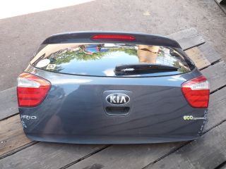 bontott KIA RIO Csomagtérajtó (Részeivel)