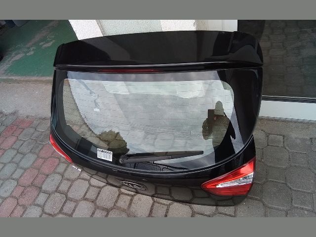 bontott KIA RIO Csomagtérajtó (Részeivel)