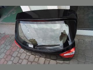 bontott KIA RIO Csomagtérajtó (Részeivel)