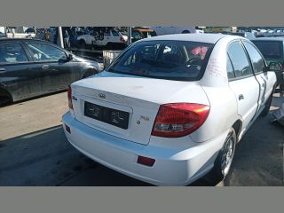 bontott KIA RIO Csomagtérajtó (Részeivel)