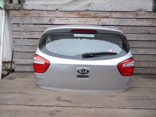 bontott KIA RIO Csomagtérajtó (Részeivel)