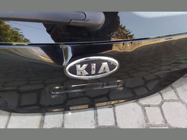 bontott KIA RIO Csomagtérajtó (Részeivel)