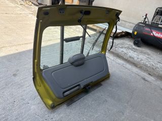 bontott KIA RIO Csomagtérajtó (Részeivel)