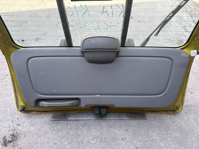 bontott KIA RIO Csomagtérajtó (Részeivel)