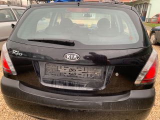 bontott KIA RIO Csomagtérajtó (Üres lemez)